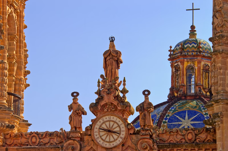 Parroquia de Santa Prisca en el centro de Taxco de Alarcón