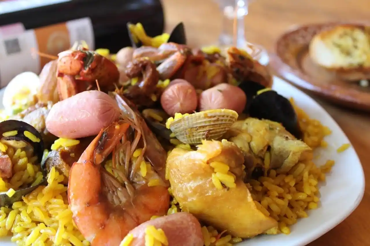 Paella mixta