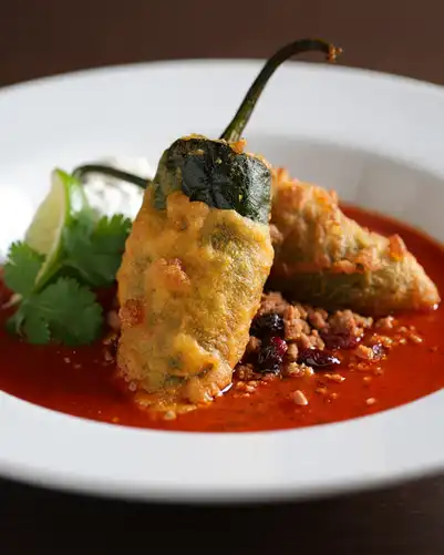 Chiles rellenos de picadillo