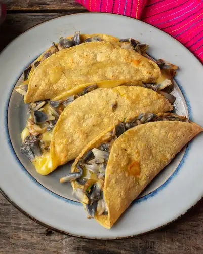 Quesadillas de huitlacoche